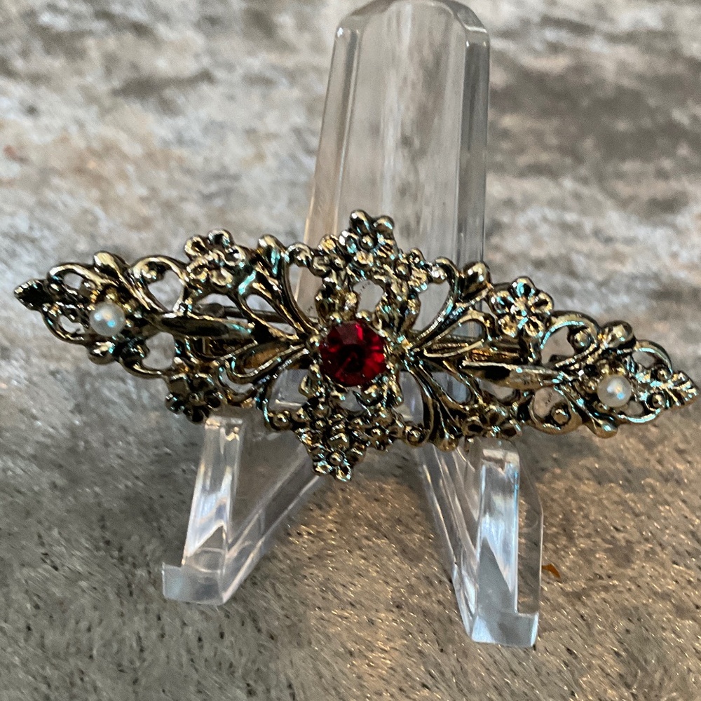 Vintage Gerry's Oval Brooch with Red Stone and Tiny Faux Pearls